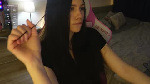 Snapshot of nimfaheart chatting on February 20, 1:40 pm Jennet online show from February 20, 1:40 pm