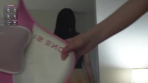 Snapshot of nimfaheart chatting on February 20, 7:52 pm Jennet online show from February 20, 7:52 pm