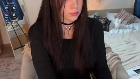 Snapshot of nimfaheart chatting on October 1, 3:07 pm Jennet online show from October 1, 3:07 pm