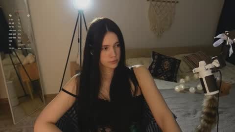 Snapshot of nimfaheart chatting on February 13, 7:10 pm Jennet online show from February 13, 7:10 pm