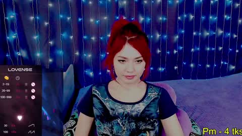 Snapshot of nimfeya chatting on January 15, 10:38 am Nimfeya online show from January 15, 10:38 am