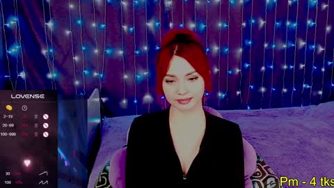 Snapshot of nimfeya chatting on January 24, 11:15 am Nimfeya online show from January 24, 11:15 am