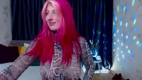 Nina online show from November 10, 6:23 am