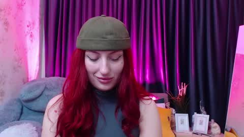 Snapshot of nina_b1um chatting on May 1, 5:56 am Nina online show from May 1, 5:56 am