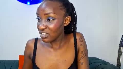 nina_bambi online show from September 30, 3:28 pm