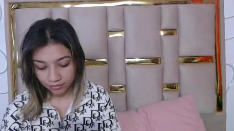 Nina Carther online show from October 10, 11:09 am