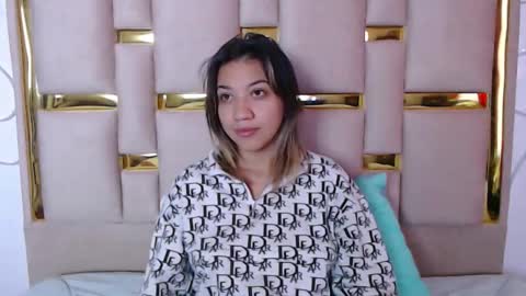 Nina Carther online show from October 12, 11:09 am