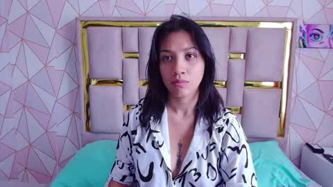 Nina Carther online show from March 16, 7:18 pm