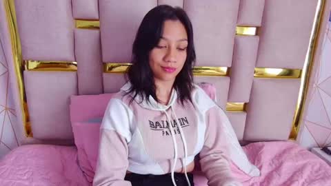 Nina Carther online show from March 30, 3:02 pm