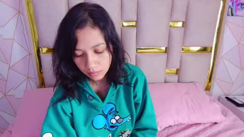 Snapshot of nina_carther chatting on April 1, 12:50 pm Nina Carther online show from April 1, 12:50 pm