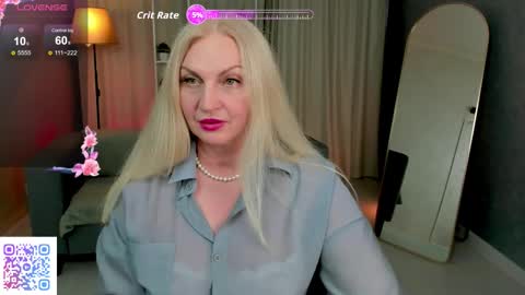 Nina online show from September 9, 8:25 am