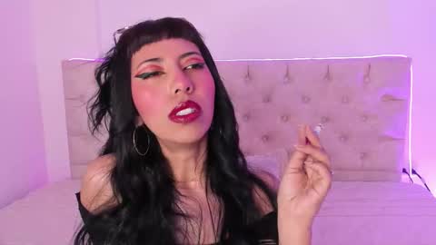 Nina Fox  online show from February 5, 2:33 pm