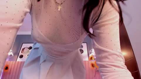 nina_ford_ online show from November 4, 3:05 am