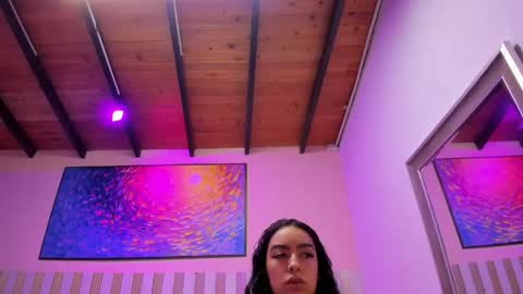 nina_glow_ online show from April 29, 11:25 am