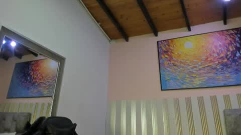nina_glow_ online show from May 12, 11:29 am