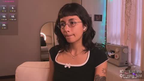 Snapshot of nina_just chatting on January 23, 8:13 pm Nina.  online show from January 23, 8:13 pm