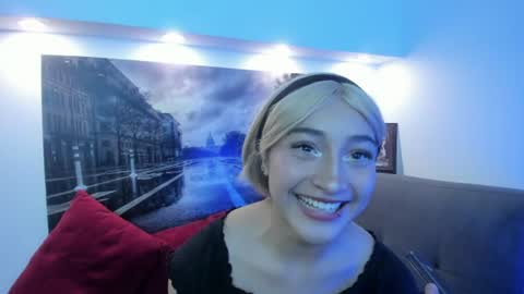Nina online show from June 22, 9:12 pm