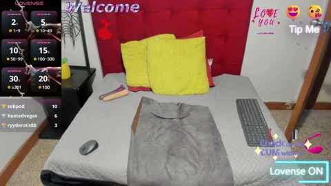 Snapshot of nina_petit chatting on January 26, 11:08 pm Nina online show from January 26, 11:08 pm