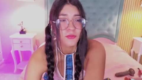 Nina  online show from June 9, 12:50 pm