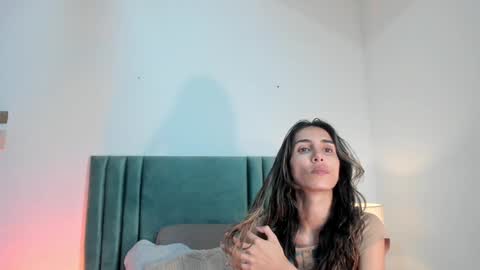 Snapshot of ninacavallli chatting on December 22, 2:16 pm Nina online show from December 22, 2:16 pm