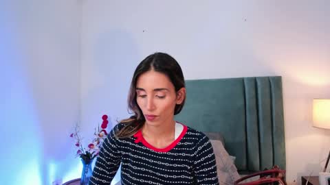 Snapshot of ninacavallli chatting on December 30, 6:05 pm Nina online show from December 30, 6:05 pm