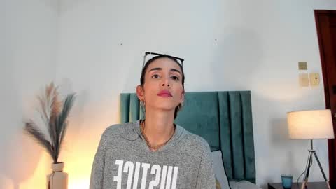 Snapshot of ninacavallli chatting on February 7, 5:51 pm Nina online show from February 7, 5:51 pm