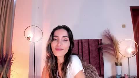 Snapshot of ninacavallli chatting on February 17, 6:15 pm Nina online show from February 17, 6:15 pm