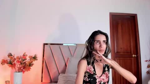 Snapshot of ninacavallli chatting on February 24, 6:15 pm Nina online show from February 24, 6:15 pm