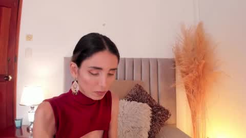 Snapshot of ninacavallli chatting on February 25, 6:09 pm Nina online show from February 25, 6:09 pm