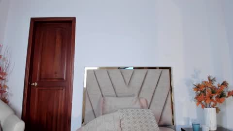 Snapshot of ninacavallli chatting on March 9, 2:10 pm Nina online show from March 9, 2:10 pm