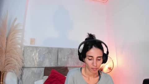 Snapshot of ninacavallli chatting on October 2, 6:26 pm Nina online show from October 2, 6:26 pm