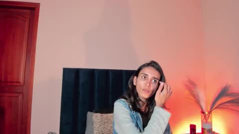 Snapshot of ninacavallli chatting on October 24, 6:37 pm Nina online show from October 24, 6:37 pm