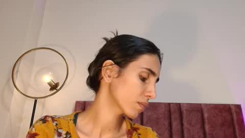 Snapshot of ninacavallli chatting on October 27, 6:01 pm Nina online show from October 27, 6:01 pm