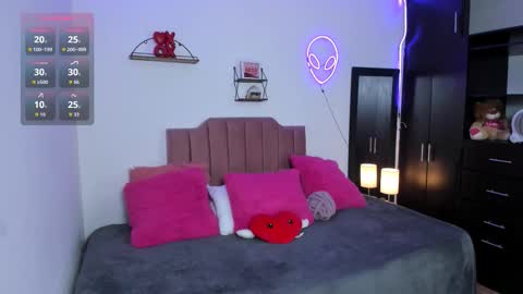 Nina online show from March 10, 3:11 am