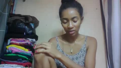 ninaeaa online show from April 14, 10:32 am