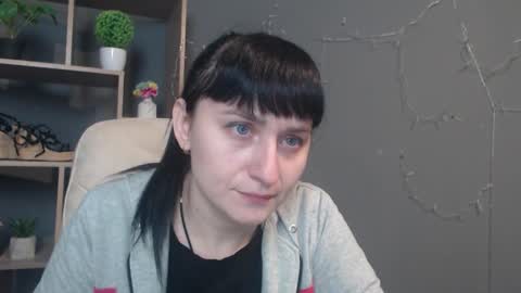 Snapshot of ninaflawlees chatting on December 1, 12:54 pm ninaflawlees online show from December 1, 12:54 pm