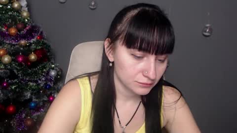 Snapshot of ninaflawlees chatting on December 15, 1:04 pm ninaflawlees online show from December 15, 1:04 pm