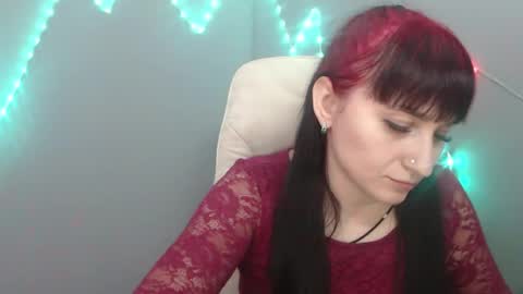 ninaflawlees online show from February 25, 1:32 pm