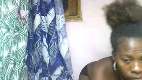 Snapshot of ninah9794 chatting on November 29, 8:12 pm Ninah9794 online show from November 29, 8:12 pm