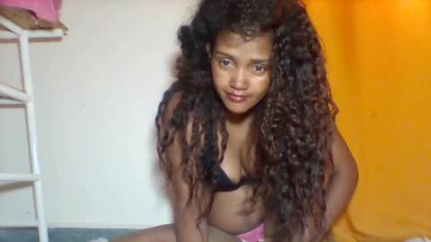 ninah_rise online show from October 31, 4:02 am