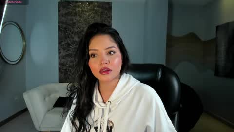  Nina  online show from June 5, 10:32 am