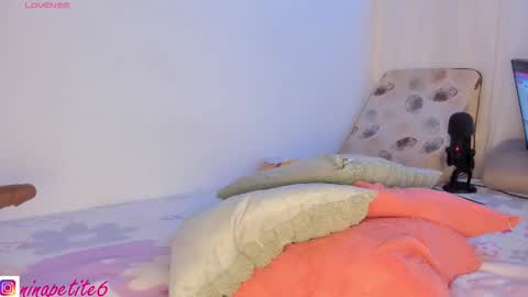 0nly F4ns  Ninapetite80 online show from March 21, 12:48 am