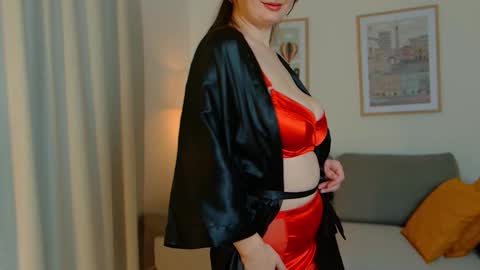 Nina online show from November 21, 8:13 am