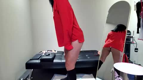 Snapshot of ninas1974 chatting on April 10, 2:39 am Ninaru online show from April 10, 2:39 am