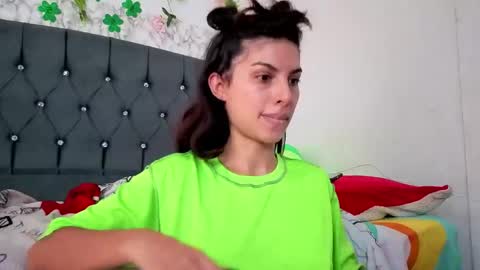 ninasky19 online show from March 25, 6:03 pm