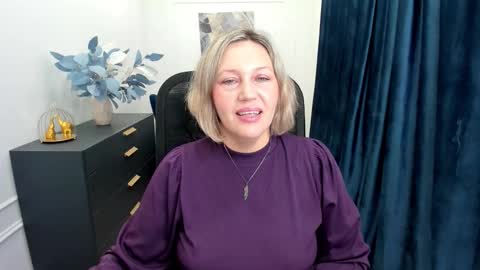 ninastarle online show from October 11, 4:44 am