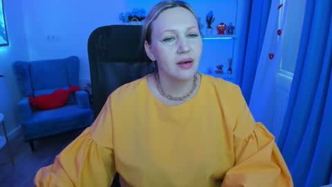 ninastarle online show from February 19, 11:28 am