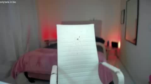 ninavolkov online show from February 26, 10:53 pm