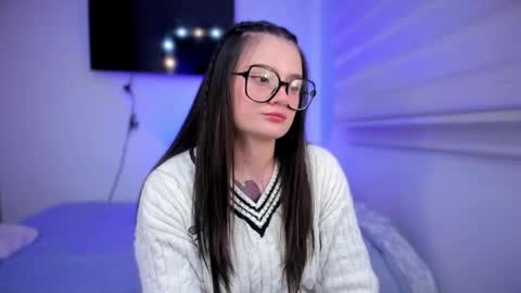 ninavolkov online show from March 30, 10:44 pm