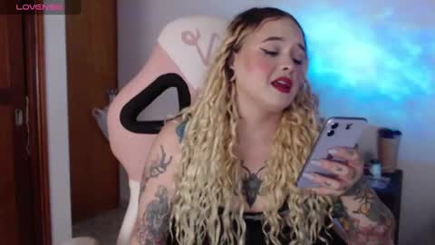 Nina online show from October 8, 2:31 am